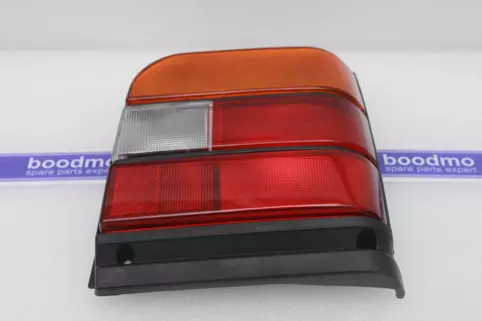 UNIT COMBI REAR RH