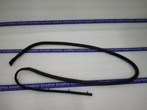 WEATHERSTRIP DRIP RAIL RH