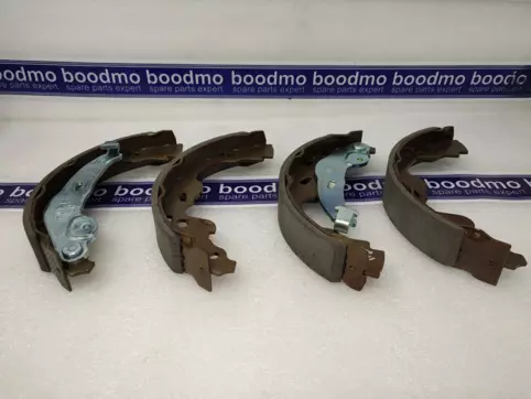 Rear Brake Shoe Set