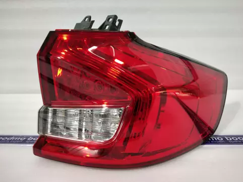 Rear Combination Lamp Right