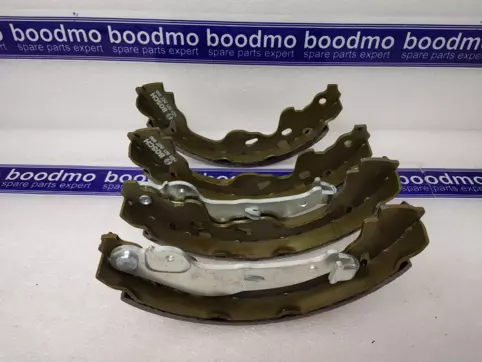 Rear Brake Shoe Set