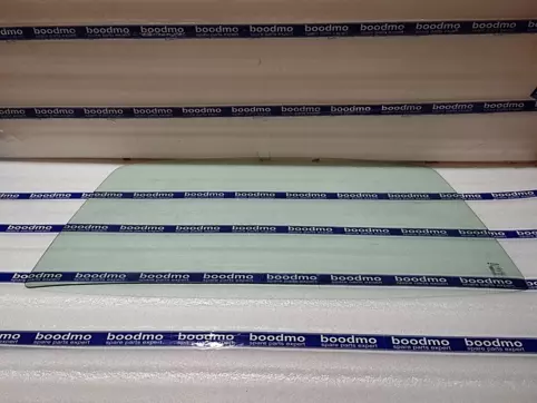 GLASS WINDSHIELD