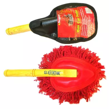 Gladiator Mini Car Duster