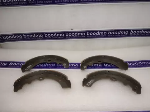 Rear Brake Shoe Set