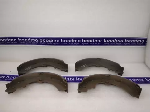 Rear Brake Shoe Set