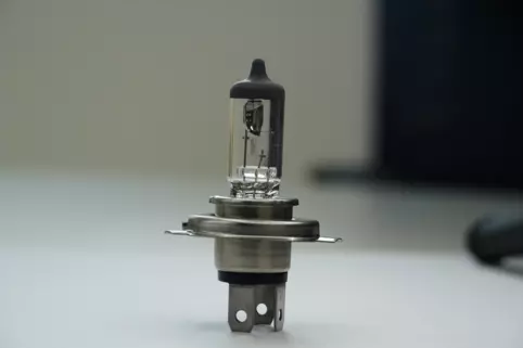 H4 Halogen Bulb 12V 60/55W (Single Bulb)