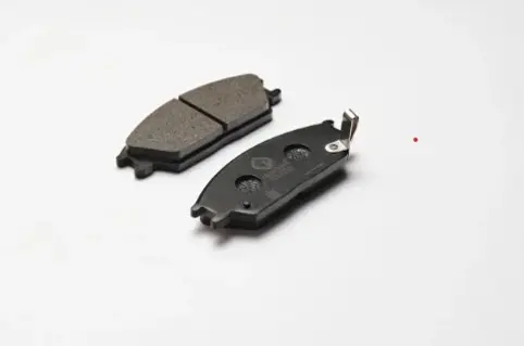 Voyager Ceramic Front Brake Pad Set