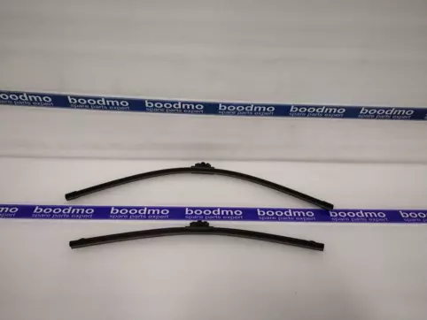 1 SET AERODYNAMIC WIPER BLADES