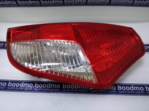 Rear Combination Lamp Right