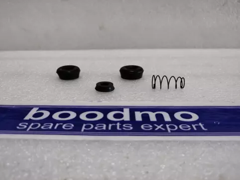 .PISTON CUP/BOOT SET