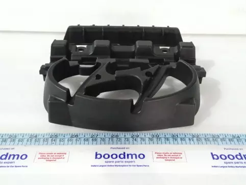 PIECE-RADIATOR GRILLE LWR