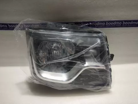 Headlamp Assembly Right