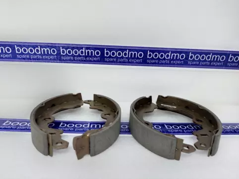 Rear Brake Shoe Set