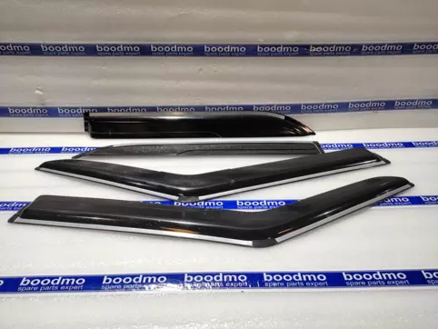 Door Visor with Chrome Strip (Set of 4)