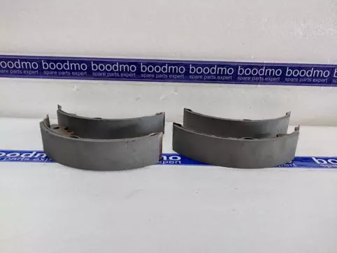 Rear Brake Shoe Set