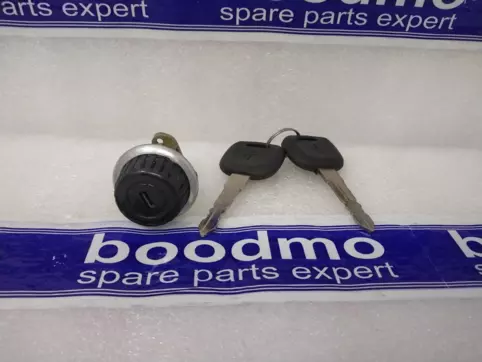Glove Box Lock with 2 Keys