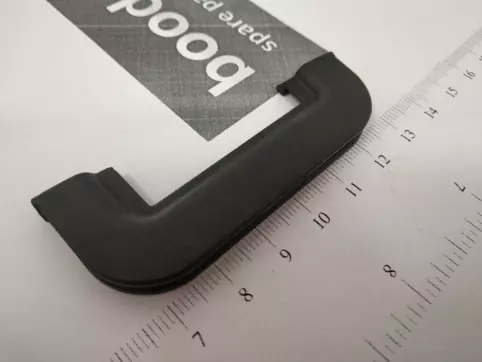 RUBBER A, ENGINE MOUNTING BRACKET SEAL