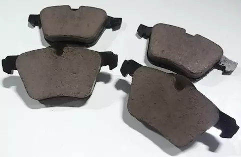 Brake pad kit