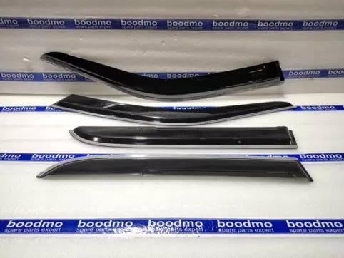Door Visor with Chrome Strip (Set of 4)