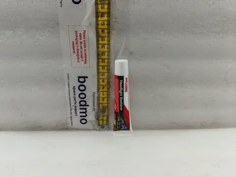 Headlight Restorer (20gm)