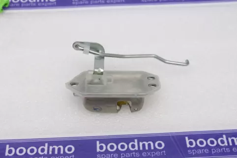 LATCH ASSY BACK DOOR(VX & AX)