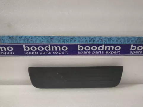 TRIM ASSY-RR DR STEP, LH