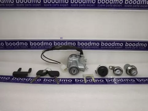 Lock Kit (Set of 4) with 2 Keys