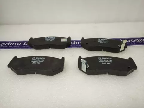 Front Brake Pad Set