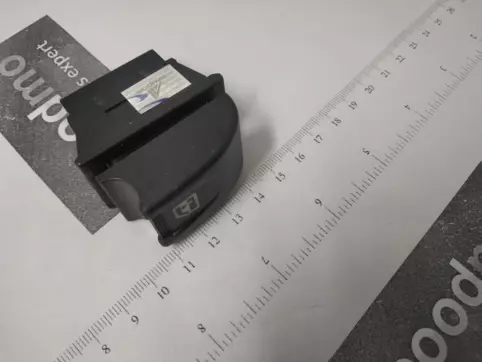 Sub Power Window Switch (W/O Connector)
