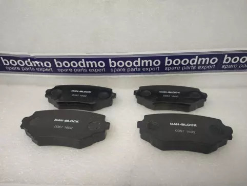 Front Brake Pad Set