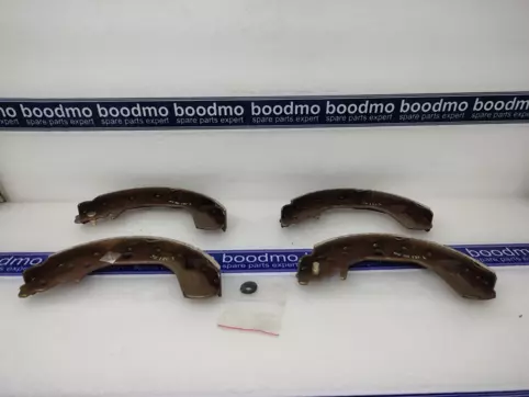 Rear Brake Shoe Set