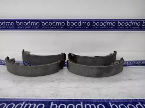Rear Brake Shoe Set