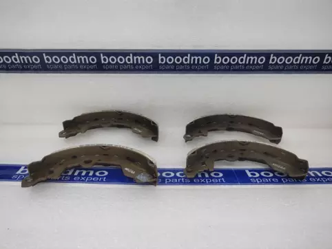 Rear Brake Shoe Set