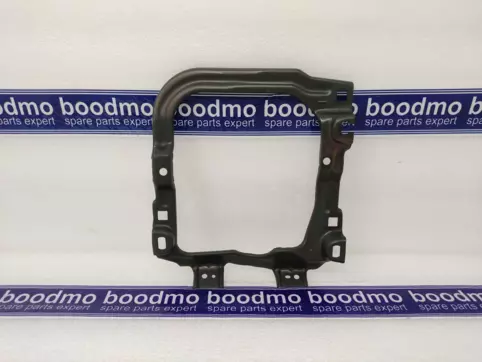 .HOUSING HEADLAMP L