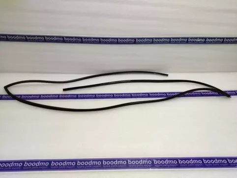 .MOLDING WINDSHIELD