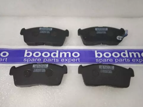 Front Brake Pad Set