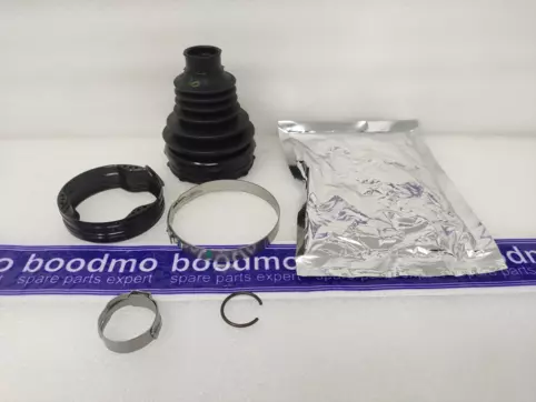..BOOT SET DIFF SIDE