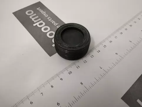 PLUG-YOKE