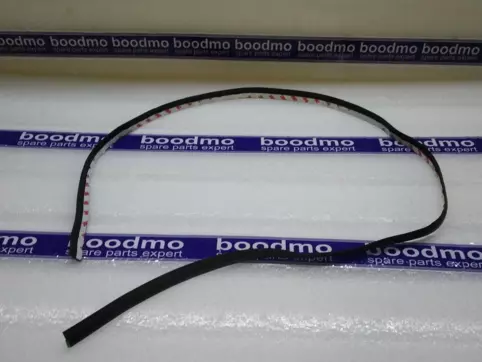 MOULDING-WINDSHIELD,UPR