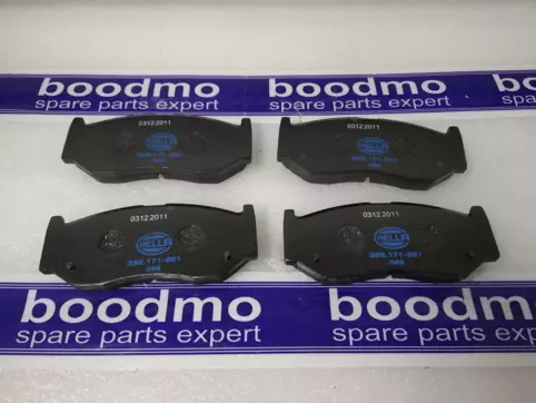 Front Brake Pad Set