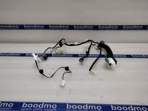 WIRE, FRONT DOOR SUB