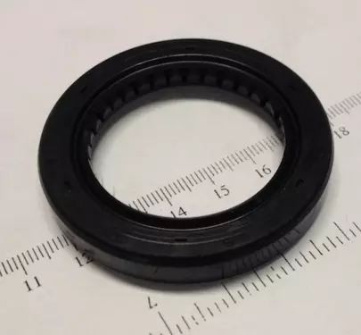 SEAL, DRIVE INTERMEDIATE LH