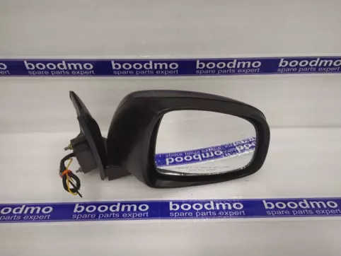 Side Rear View Mirror	 Right