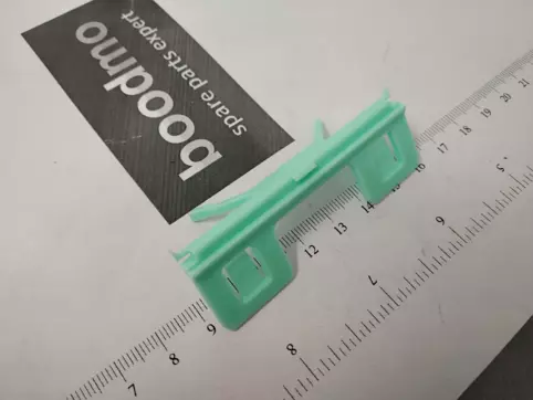 CLIP A, WINDSHIELD