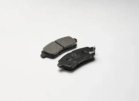 Voyager Ceramic Front Brake Pad Set