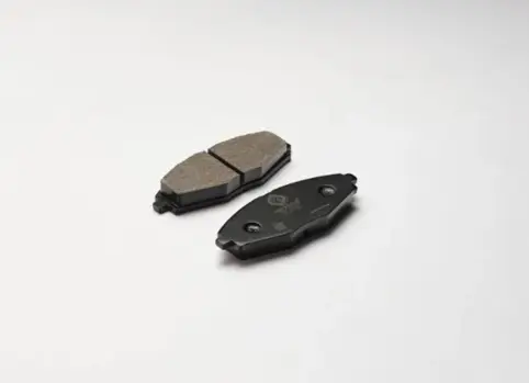 Voyager Ceramic Front Brake Pad Set