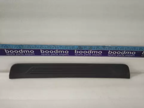 TRIM ASSY-FRT DR STEP,LH