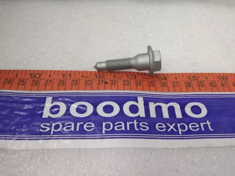SHOULDERED BOLT