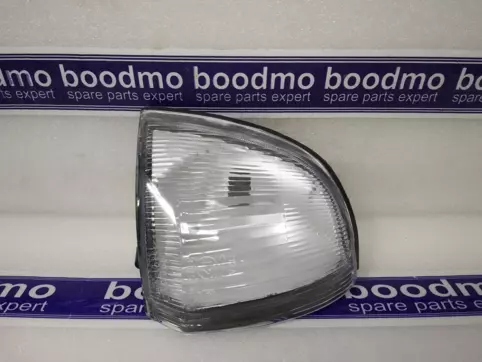 Corner Lamp Front Right