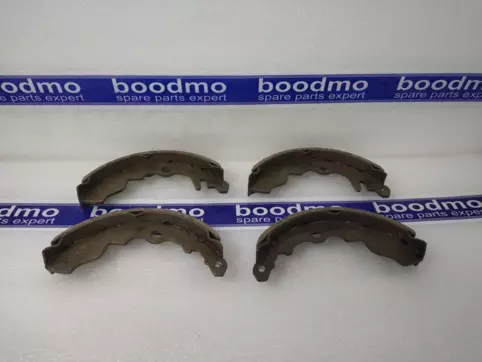 Rear Brake Shoe Set